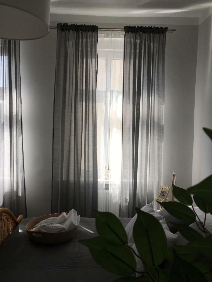 Marzec Apartamenty Gniezno Exterior foto